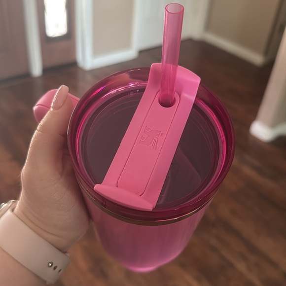 Stanley Pink Quencher H2.0 Tumbler - Picture 2 of 4